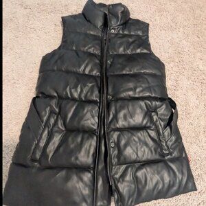 Levi Strauss Black Long Puffer Vest with Belt – Size Small
